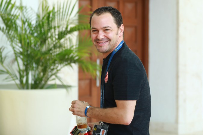 Cancún, Quintana Roo, 11 de junio de 2019. Santiago Baños director deportivo del Club America después de la conferencia del estadio Mercedes Benz, dentro de la Reunión Anual del Futbol Mexicano 2019, celebrado en el Hotel Iberostar. Foto: Imago7/Eloísa Sánchez