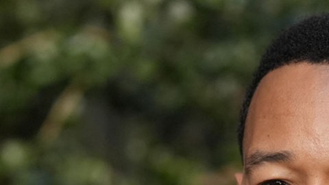 El cantante John Legend llega a la premiere de la miniserie de Netflix "A Man in Full" en el Tudum Theatre, el miércoles 24 de abril de 2024, en Los Ángeles. (Foto AP/Chris Pizzello)