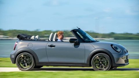 MINI Cooper Cabrio 2024, ahora en versión descapotable