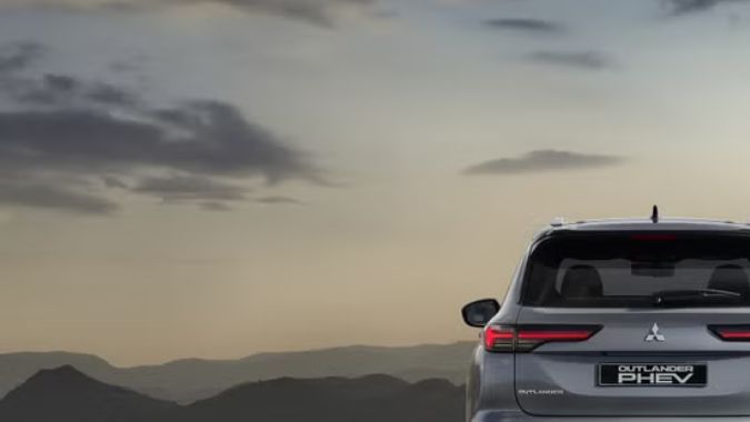 Mitsubishi Outlander 2025