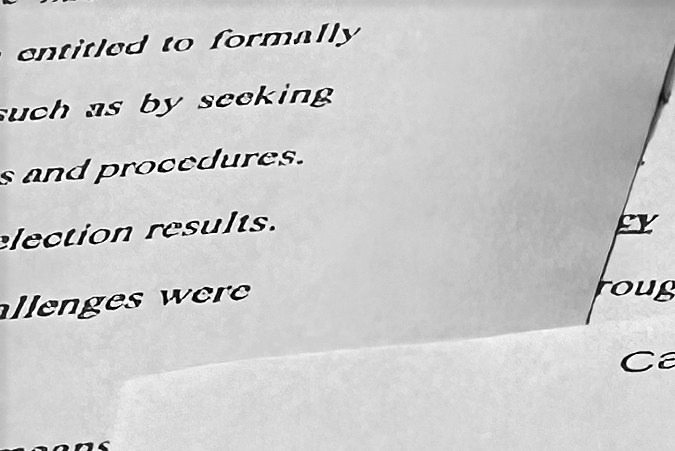 La nueva acusación contra Trump que mantiene los mismos cargos criminales pero reduce las acusaciones tras la opinión de la Corte Suprema que otorga amplia inmunidad a los expresidentes.