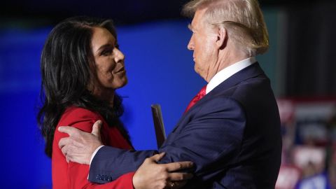 Tulsi Gabbard, exrepresentante por Hawai, fue nominada para la DNI.