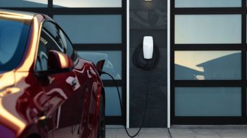 Vehículo eléctrico foto de Tesla