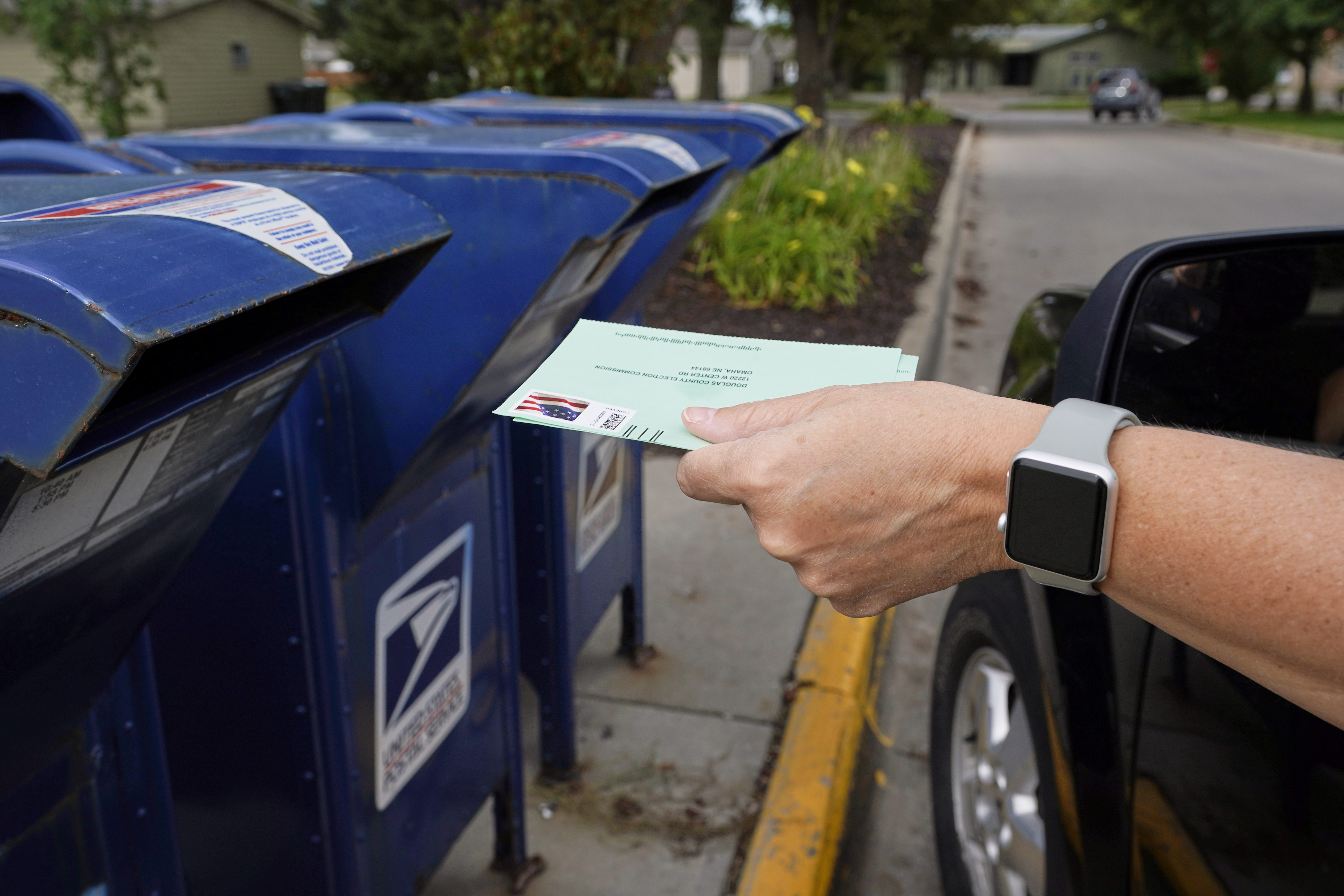 Eliminada amenaza contra el voto postal, llaman a votar con confianza
