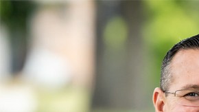 Efrén Martínez y Sade Elhawary en una contienda reñida por un asiento en la Asamblea. (Campañas Sade Elhawary y Efrén Martínez)