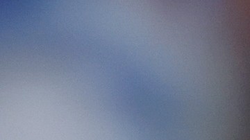 El español Rodri posando con el premio del Balón de Oro 2024.