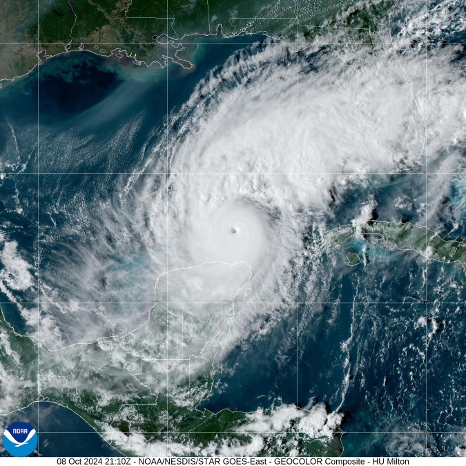 Vista del huracán Milton el 8 de octubre de 2024, a 480 millas de Tampa en Florida, a las 4 p.m. CDT