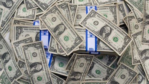 Los 5 signos que más dinero atraen
