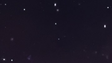 Plutón se vuelve directo en Capricornio.