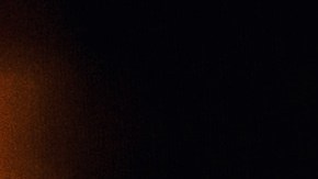 Las velas son uno de los elementos que se colocan en las ofrendas de muertos.