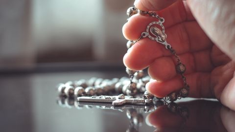 El 7 de octubre se celebra a la Virgen del Rosario.