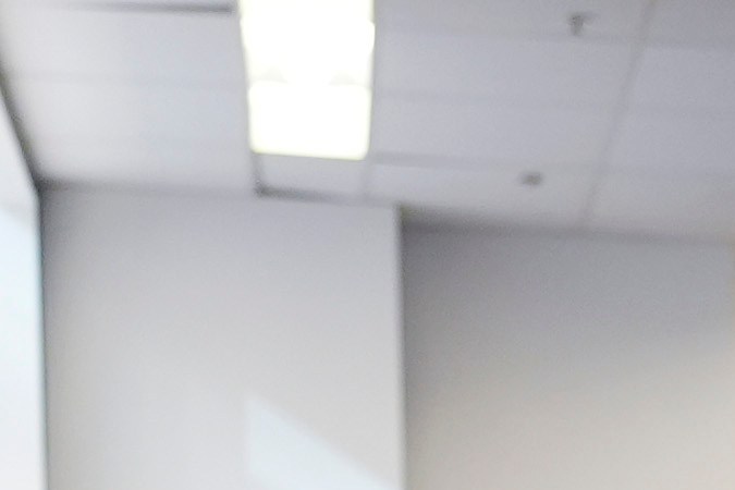 La gente hace fila para votar por anticipado en un centro de votación en Chicago, el 24 de octubre de 2024.