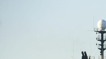 El barco "Ile de Brehat" durante la instalación del cabel submarino C-Lion 1.