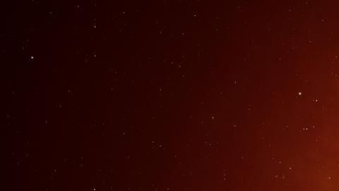 Cuando la estrella moribunda colapse, explotará en un fenómeno conocido como supernova.
