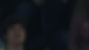 Los jugadores del AC Milan celebrando uno de sus goles ante la mirada de los jugadores del Real Madrid.