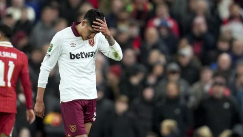 Edson Álvarez acumula dos expulsiones en el West Ham.