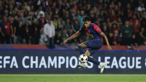 Lamine Yamal durante un partido del FC Barcelona.