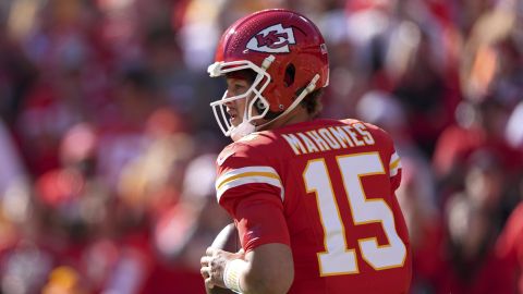 Kansas City Chiefs quarterback Patrick Mahomes looks to pass during the first half of an NFL football game against the Denver Broncos Sunday, Nov. 10, 2024, in Kansas City, Mo. (AP Photo/Charlie Riedel)