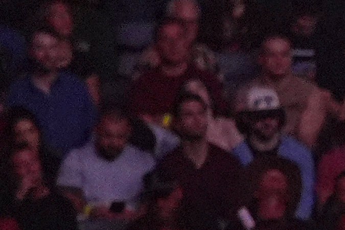 Vista lejana de la pelea entre Katie Taylor y Amanda Serrano en el AT&T Stadium de Arlington, Texas. La función presentada exclusivamente vía 'streaming' por Netflix no estuvo libre de problemas técnicos para muchos usuarios.
