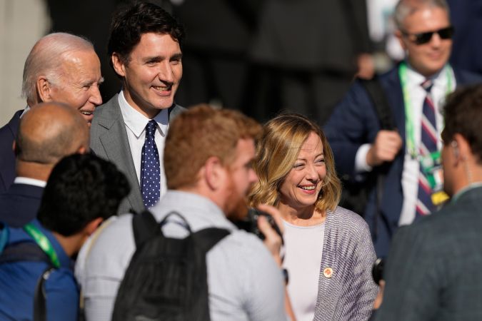 Biden, Meloni y Trudeau llegan tarde a la foto de la Alianza contra el Hambre del G20