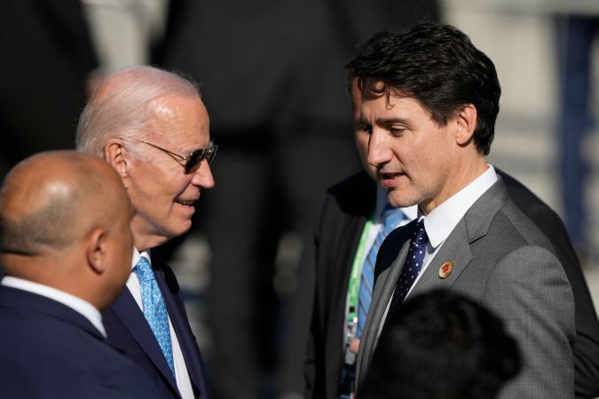 Biden, Meloni y Trudeau llegan tarde a la foto de la Alianza contra el Hambre del G20