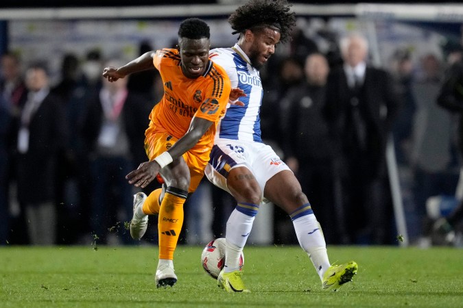 Vinícius Júnior durante un momento del encuentro que el Real Madrid disputó el domingo en Butarque ante el Leganés y que ganó con un cómodo 0-3.
