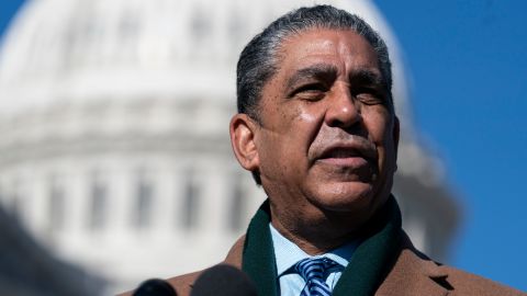 Adriano Espaillat es electo Presidente del Caucus Hispano del Congreso