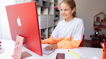 Los descuentos de Apple para estudiantes también están disponibles para docentes y personal administrativo de instituciones educativas