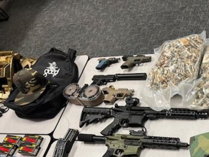 Artículos incautados al sospechoso hispano.