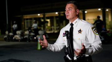 El sheriff del condado de condado de Hillsborough, Florida, Chad Chronister, fue nominado por Trump para dirigir la DEA.