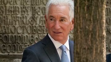 Charles Kushner, el padre dle yerno de Trump Jared Kushner, fue nombrado embajador en Francia.