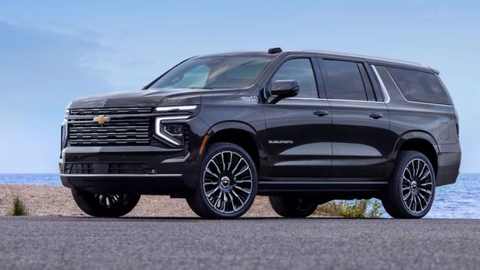 Chevrolet Suburban 2025