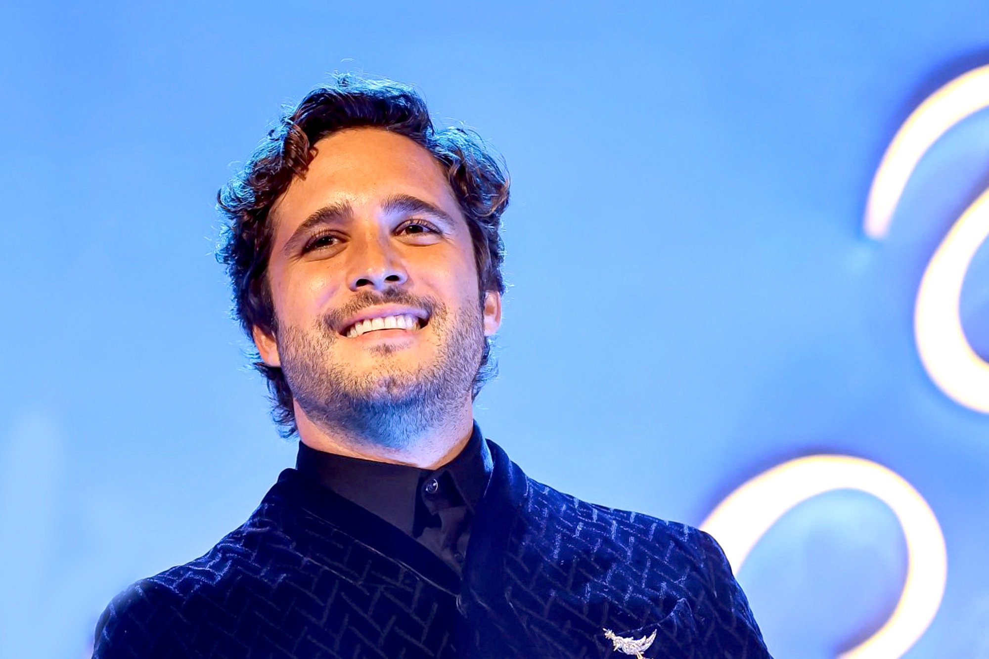 Diego Boneta debuta como escritor con su libro 