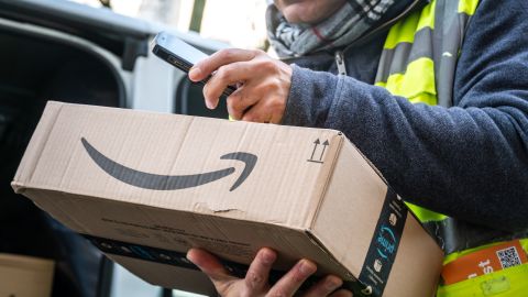 Amazon quiere optimizar el proceso de última milla en sus entregas al permitirle a los repartidores ubicar más fácilmente el sitio donde deben dejar los paquetes