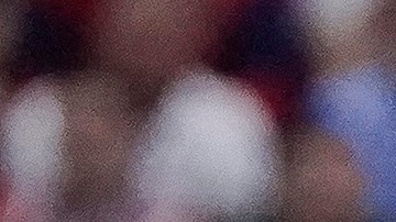 Guadalajara, Jalisco a 16 de Marzo de 2024. Cristian Calderón "Chicote" y Javier Hernandez "Chicharito" , durante el partido correspondiente a la jornada 12 del torneo Clausura 2024 de la Liga BBVA MX, entre las chivas rayadas de Guadalajara y las águilas del América, realizado en el estadio Akron. Foto: Imago7/Sebastián Laureano Miranda