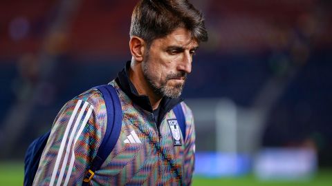 Veljko Paunović, director técnico de los Tigres de la UANL, durante el partido correspondiente a la jornada 17 del torneo Apertura 2024 de la Liga MX ante la Máquina Cementera del Cruz Azul.