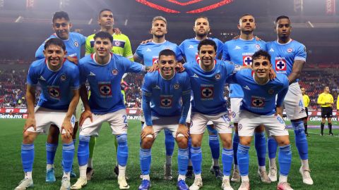 Tijuana, Baja California, 27 de noviembre de 2024. Foto de equipo de Cruz Azul, durante el partido de ida de los Cuartos de Final del torneo Apertura 2024 de la Liga BBVA MX, entre los Xolos de Tijuana y la Máquina Celeste del Cruz Azul, celebrado en el estadio Caliente. Foto: Imago7/ David Vega