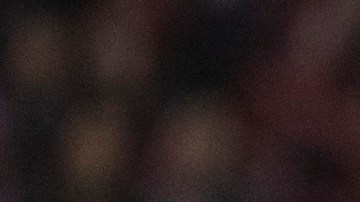 Tijuana, Baja California, 27 de noviembre de 2024. Emanuel Reynoso y José Ignacio Rivero, durante el partido de ida de los Cuartos de Final del torneo Apertura 2024 de la Liga BBVA MX, entre los Xolos de Tijuana y la Máquina Celeste del Cruz Azul, celebrado en el estadio Caliente. Foto: Imago7/Alejandro Gutiérrez Mora