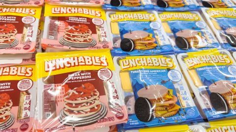 Kraft Heinz retira “Lunchables” del programa escolar por altos contenidos de plomo y sodio