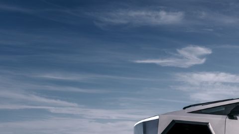 La Tesla Cybertruck enfrenta su sexta revisión en un año