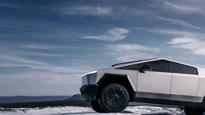 La Tesla Cybertruck enfrenta su sexta revisión en un año