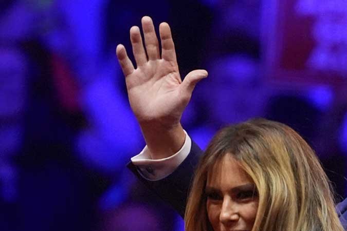 La primera dama entrante designó a Hayley Harrison, su asistente personal en los últimos siete años, como jefa de gabinete del Ala Este