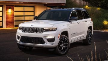 Regresa el Jeep Cherokee tradición y poder en un SUV