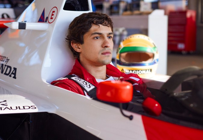 Gabriel Leone Senna Netflix