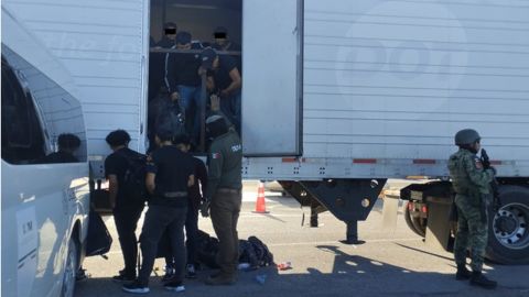 Ejército en México rescata a más de 250 migrantes encerrados en tractocamión
