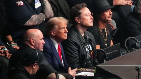 Dana White, el presidente electo Donald Trump, Elon Musk y Kid Rock asisten a UFC 309 en el Madison Square Garden.