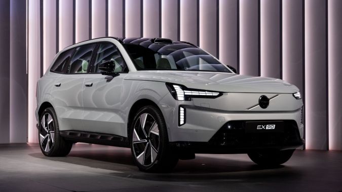 Volvo EX90 2025