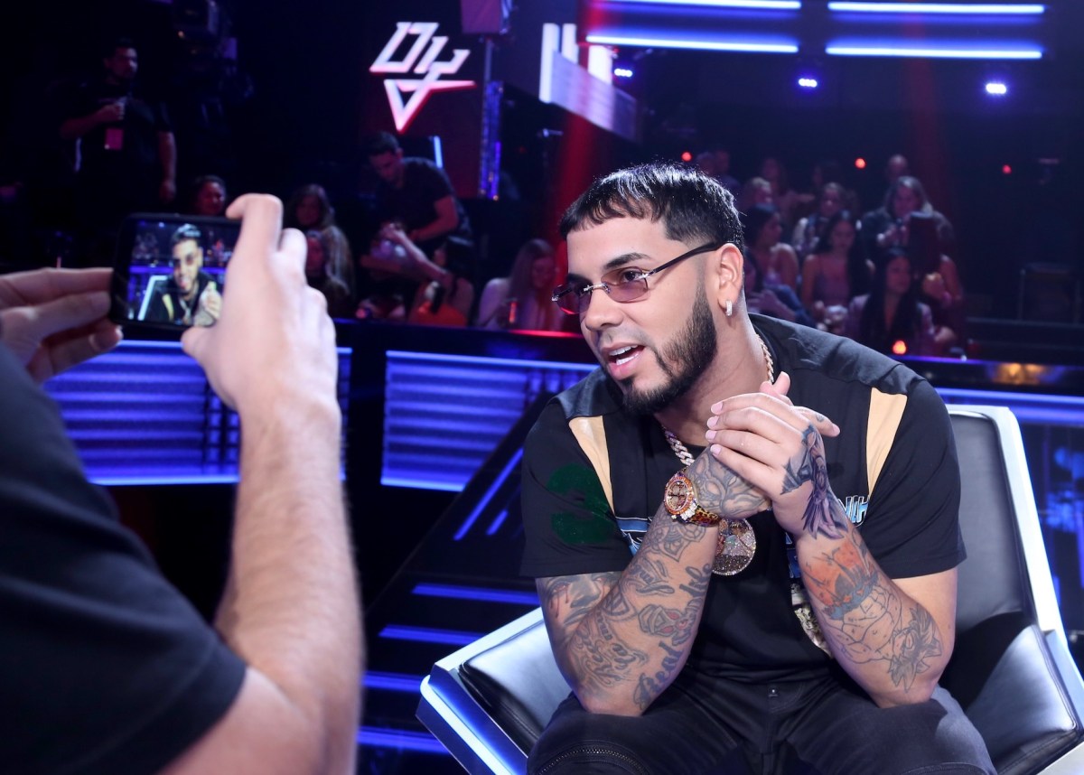 Anuel AA canceló su concierto en Uruguay por problemas de salud