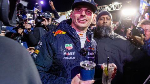 El neerlandés Max Verstappen celebrando su conquista del campeonato mundial de la Fórmula 1 en este 2024.