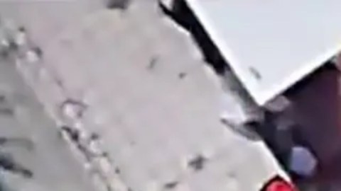 La BBC confirma que en al menos seis ocasiones, drones rusos le ha disparado a civiles en Ucrania.